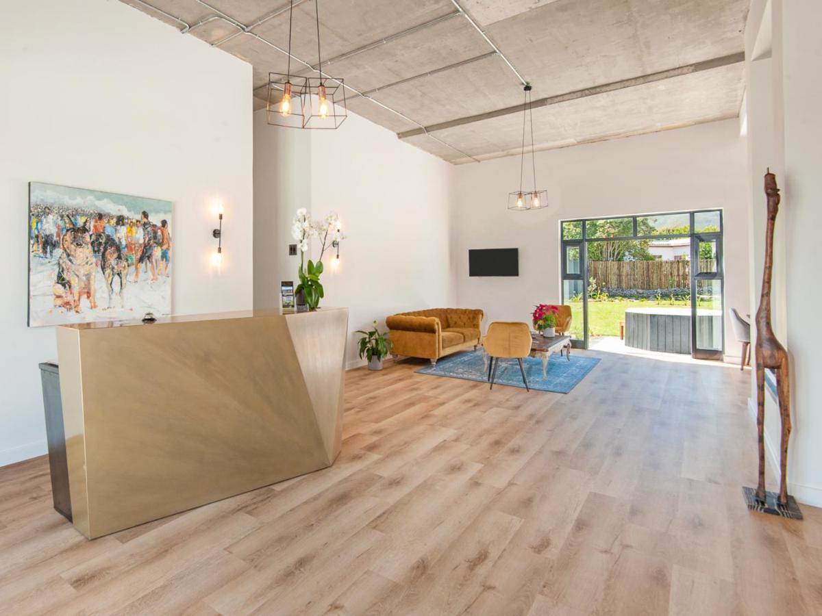 Glow Boutique Suites & Guesthouse Hermanus Esterno foto