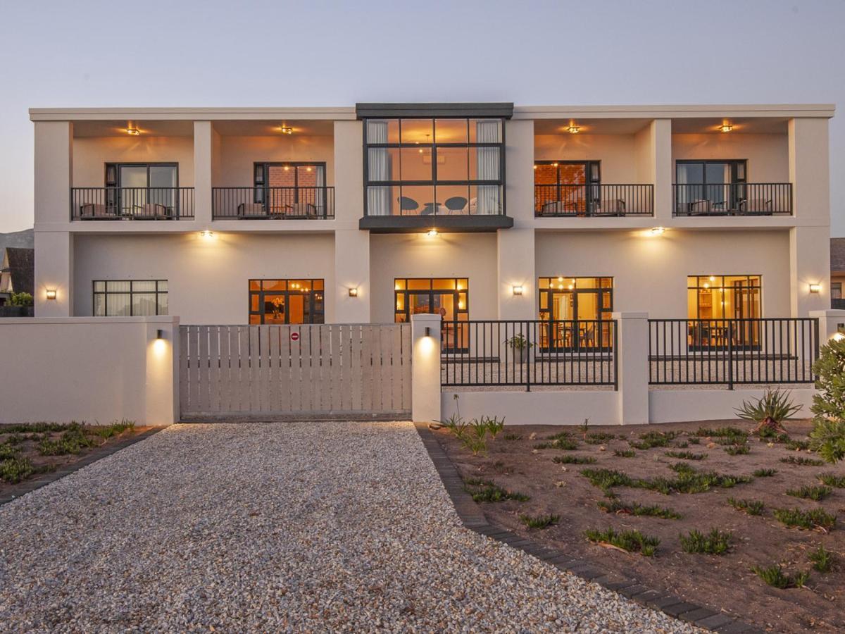 Glow Boutique Suites & Guesthouse Hermanus Esterno foto